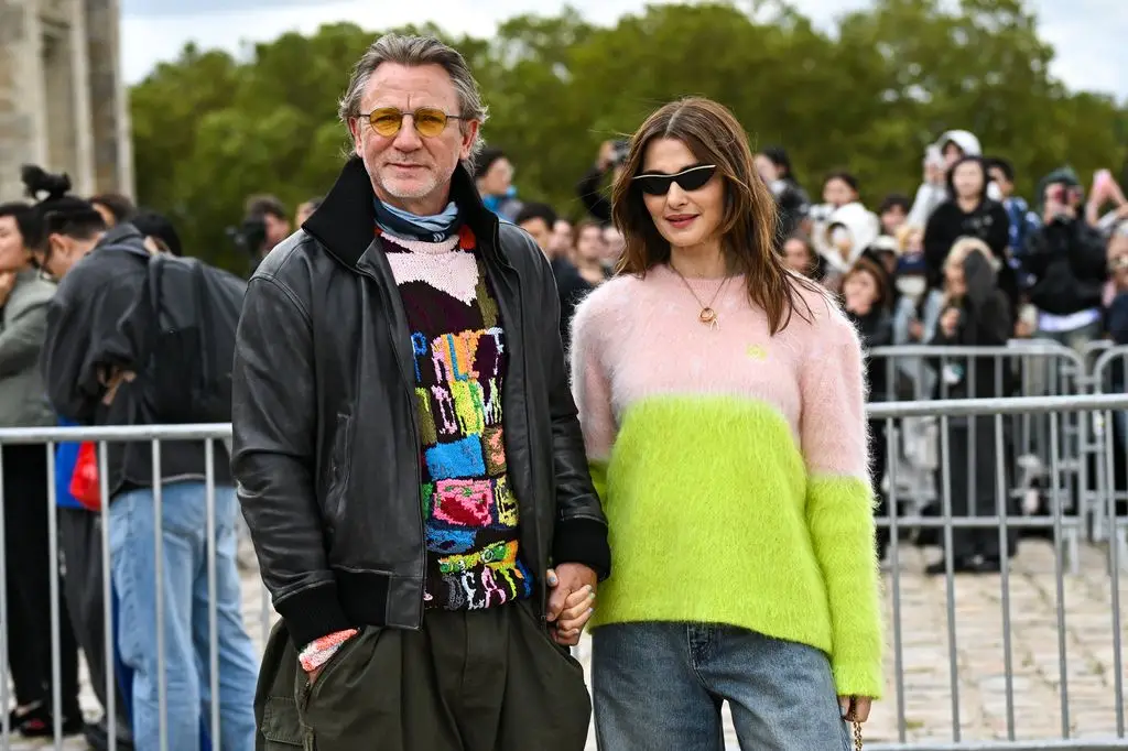 Daniel Craig's placing daughter is the last word Bond lady - how she adopted him to Hollywood 2 Daniel Craig and Rachel Weisz attend the Loewe Paris Womenswear Spring-Summer 2025 show as part of Paris Fashion Week on September 27, 2024 in Paris, France.