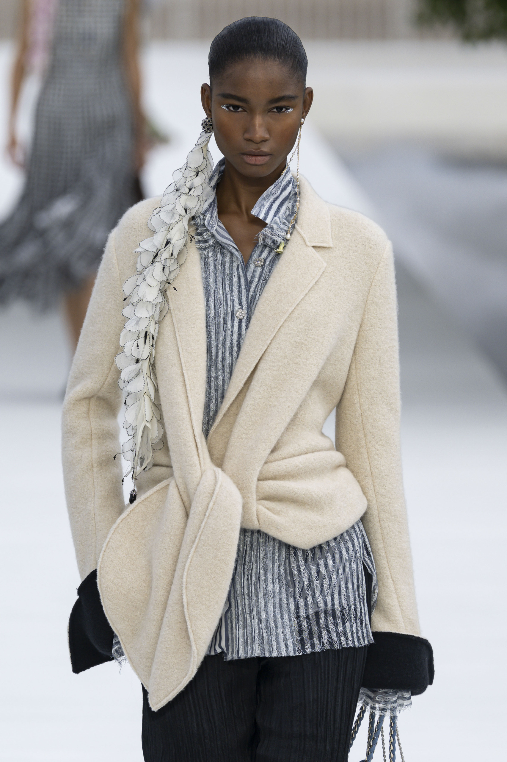 Magnificence Developments Black Ladies Ought to Attempt Throughout Paris Style Week 2 GettyImages 2297742501
