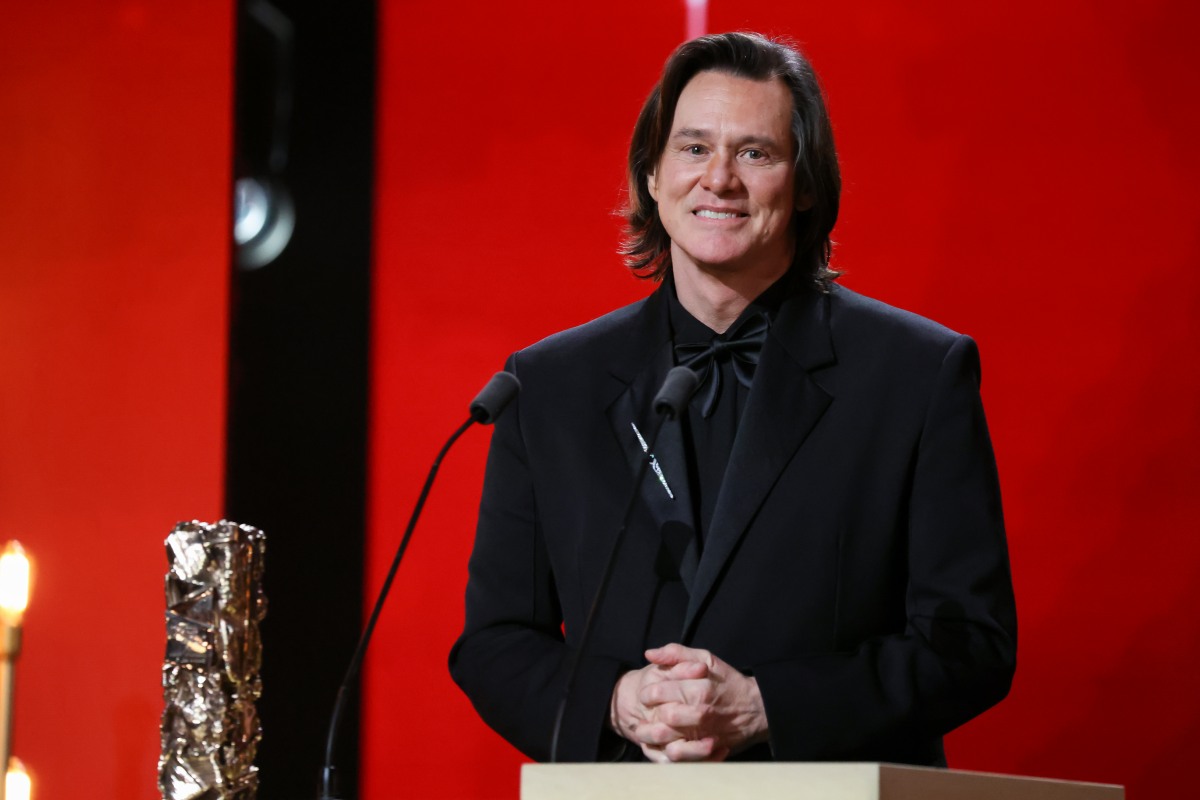Hyperlinks “Jim Carrey quietly married his longtime girlfriend, Min Ah” 1 coverimages55509646