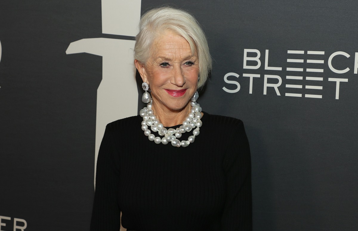 Hyperlinks "Helen Mirren wore feces at her New York premiere" 1 coverimages56098350